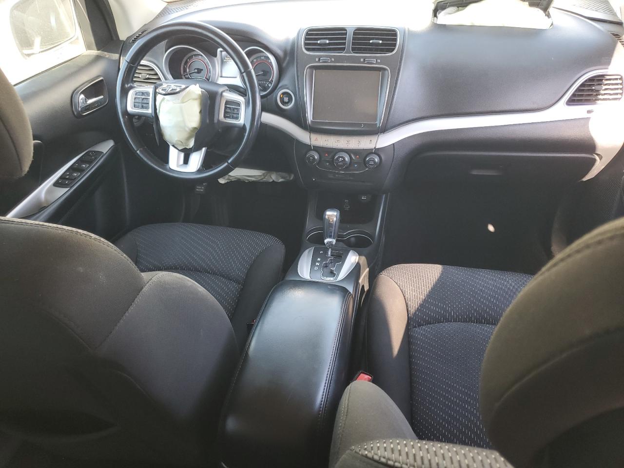 2019 Dodge Journey Se VIN: 3C4PDCBBXKT868144 Lot: 92307905