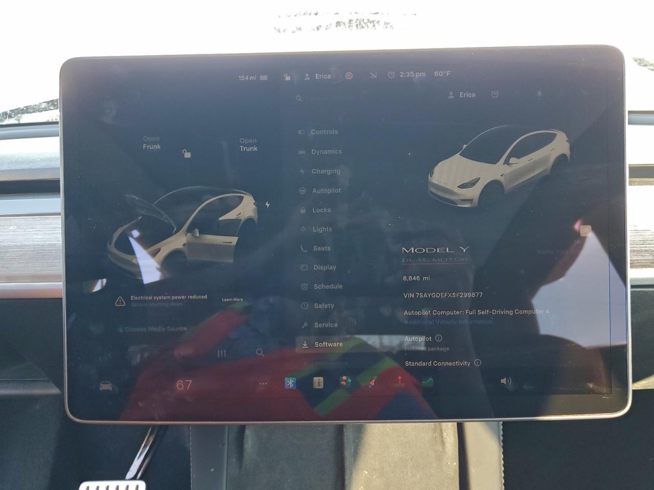 2025 Tesla Model Y VIN: 7SAYGDEFXSF299877 Lot: 94251095