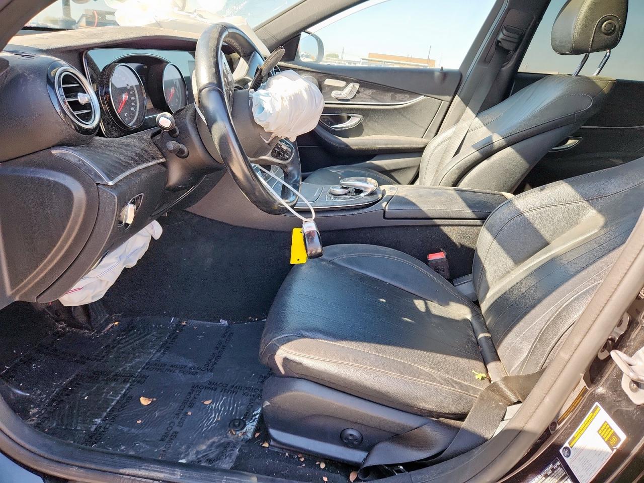 2019 Mercedes-Benz E 300 VIN: WDDZF4JB2KA581808 Lot: 92066045