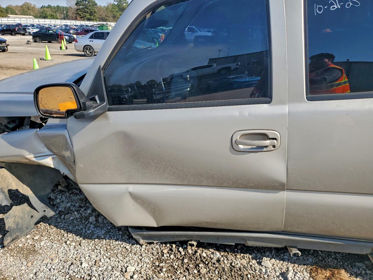 2005 Chevrolet Tahoe K1500 VIN: 1GNEK13T25R103796 Lot: 94169715