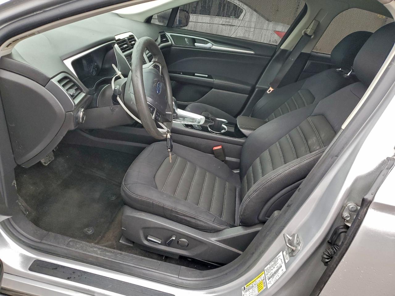 2014 Ford Fusion Se VIN: 1FA6P0HDXE5363211 Lot: 94301035