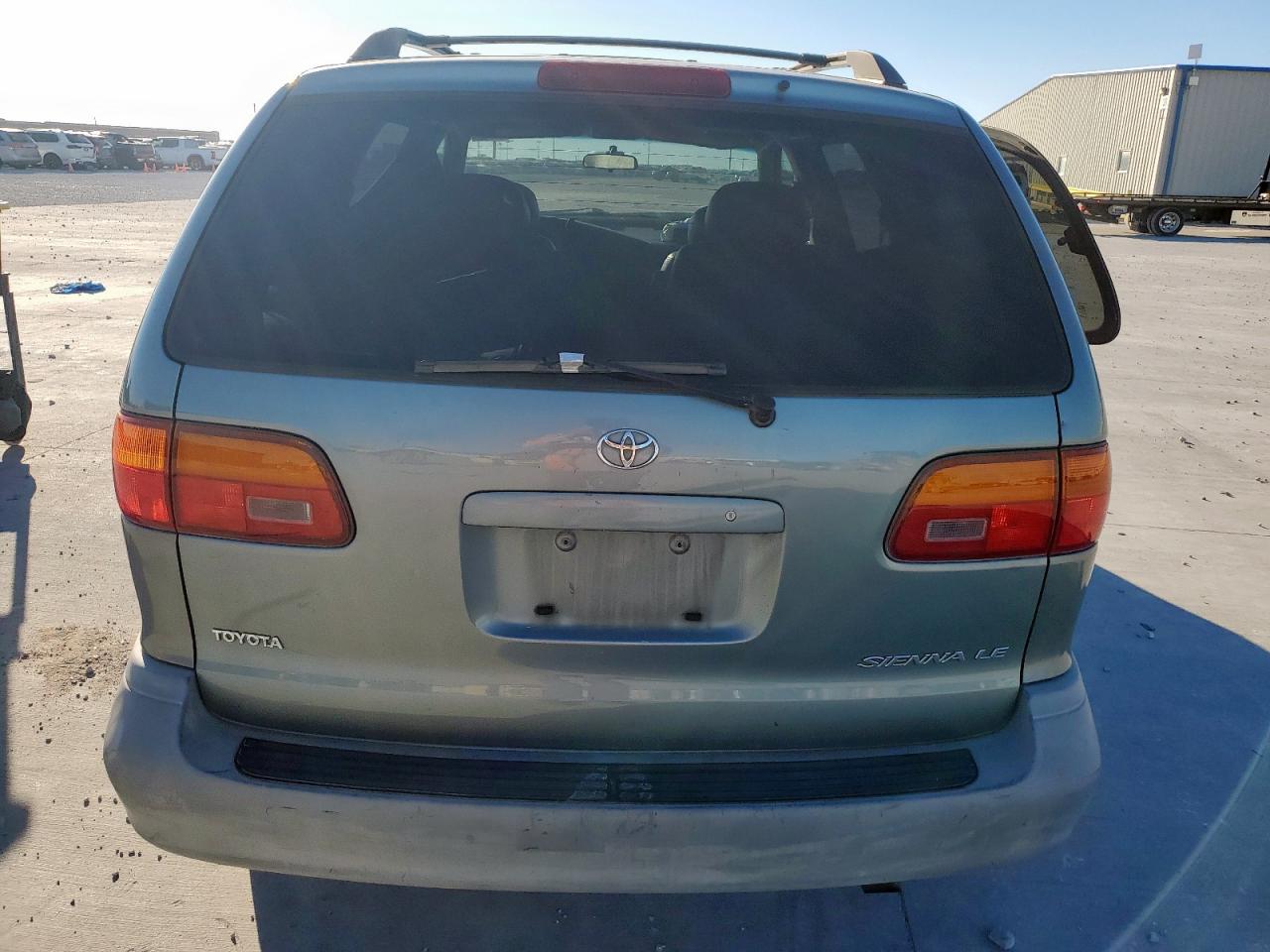 2000 Toyota Sienna Le VIN: 4T3ZF13C5YU178625 Lot: 91275225
