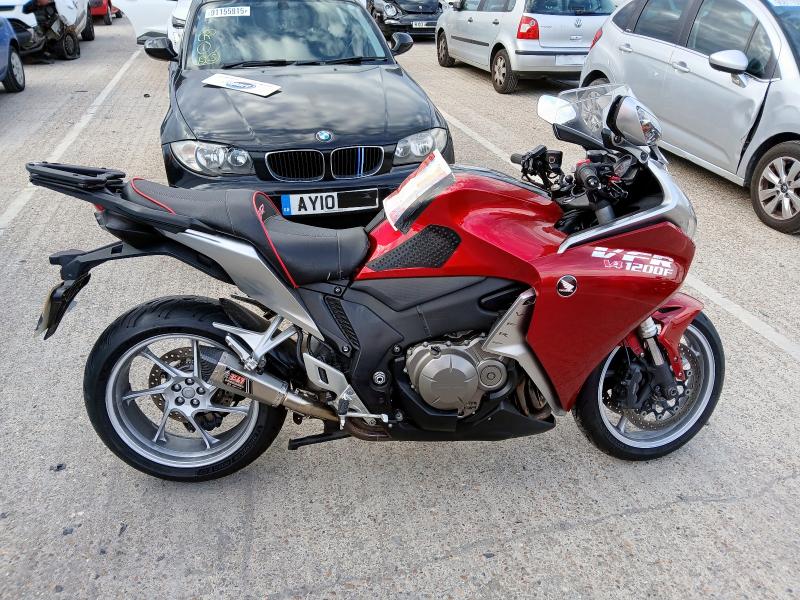 2010 HONDA VFR 1200 F-A 