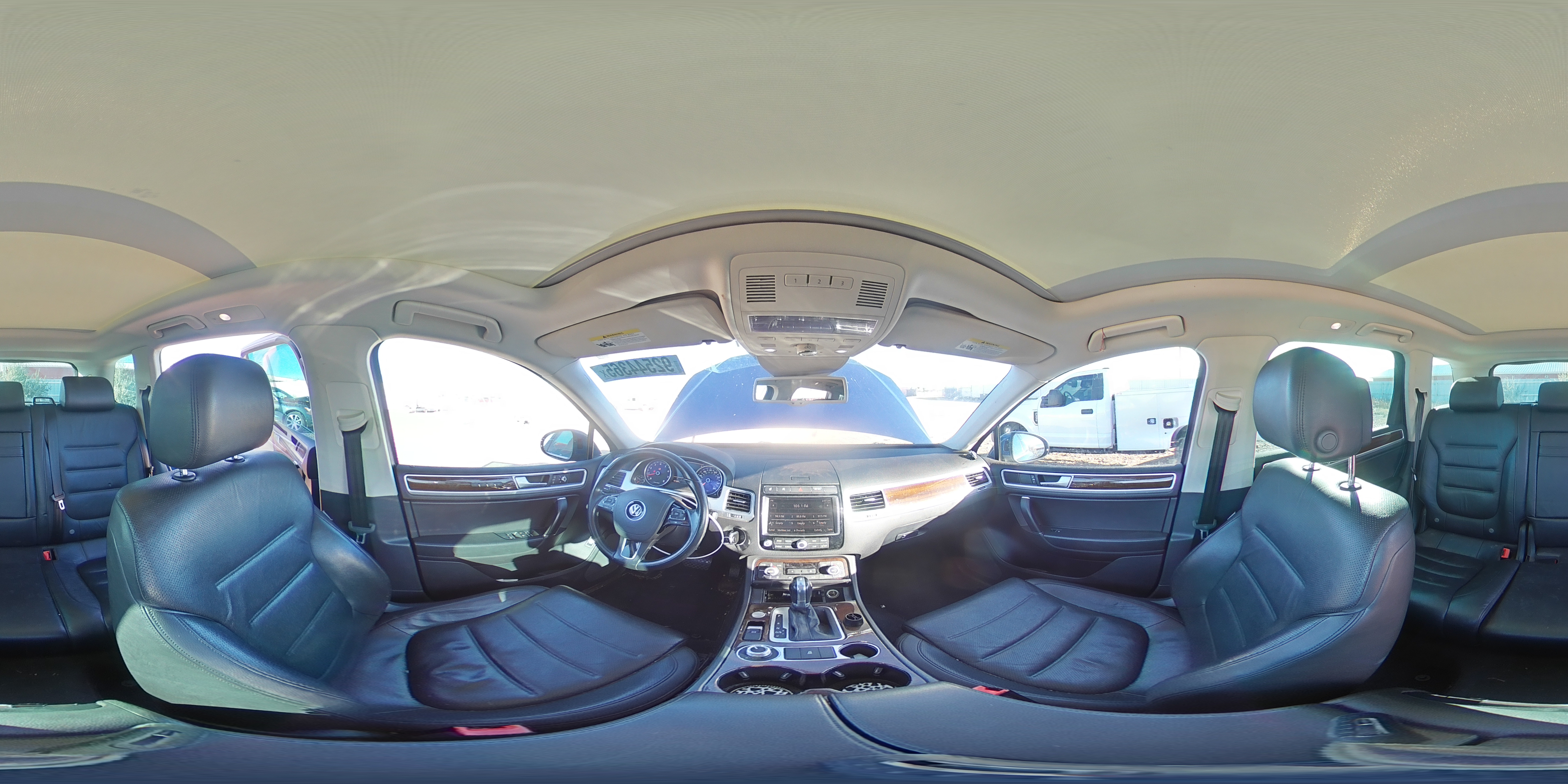 2016 Volkswagen Touareg Sport VIN: WVGEF9BP6GD002417 Lot: 92544365