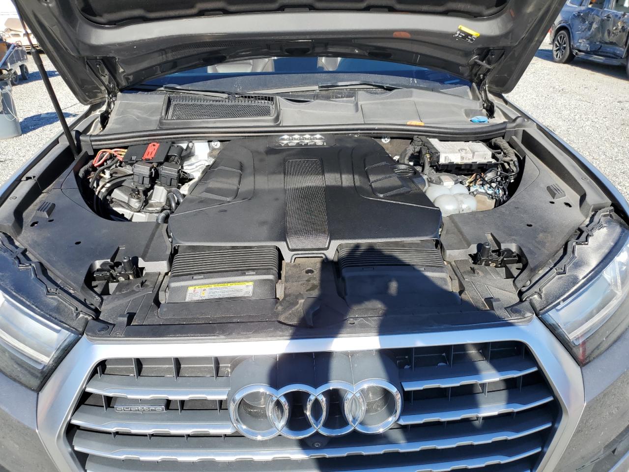 2017 Audi Q7 Premium Plus VIN: WA1LAAF76HD058584 Lot: 92901095