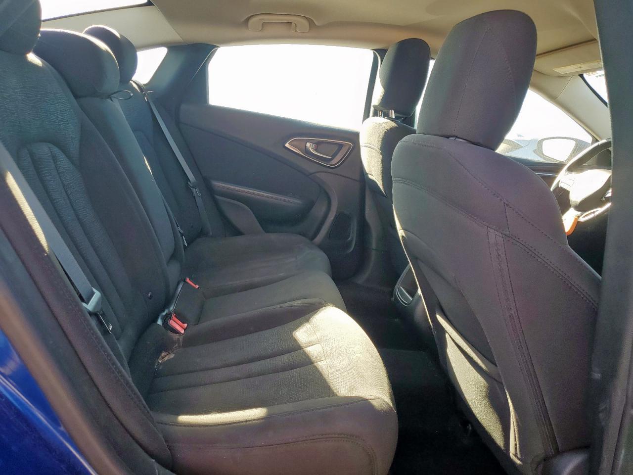 2015 Chrysler 200 Limited VIN: 1C3CCCAB5FN651565 Lot: 91417225