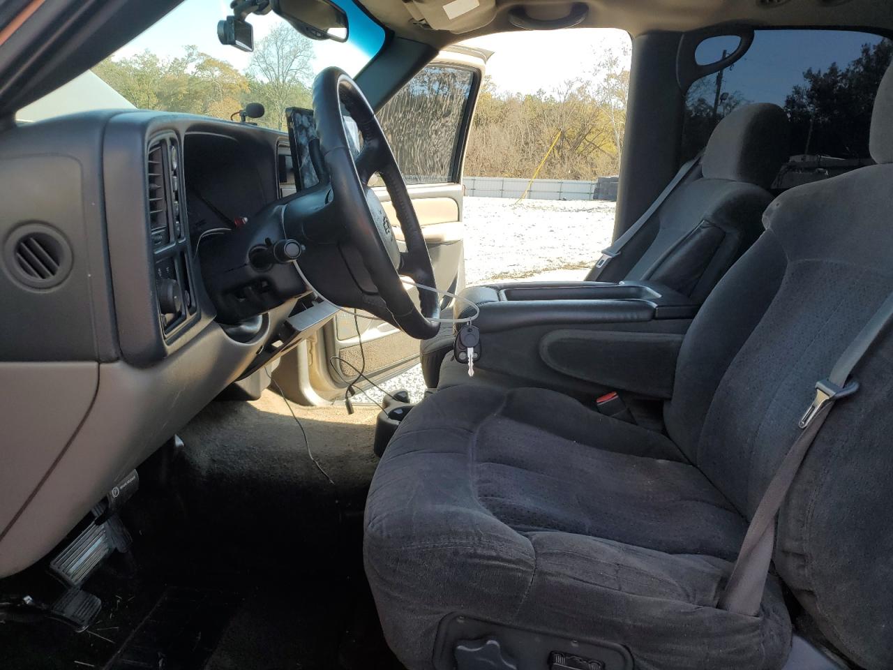 2002 Chevrolet Tahoe K1500 VIN: 1GNEK13Z32R286898 Lot: 93369335