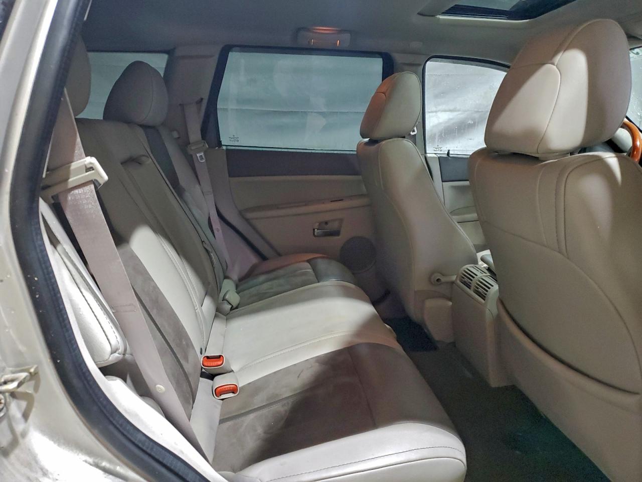 2007 Jeep Grand Cherokee Overland VIN: 1J8HR68287C575496 Lot: 94598495