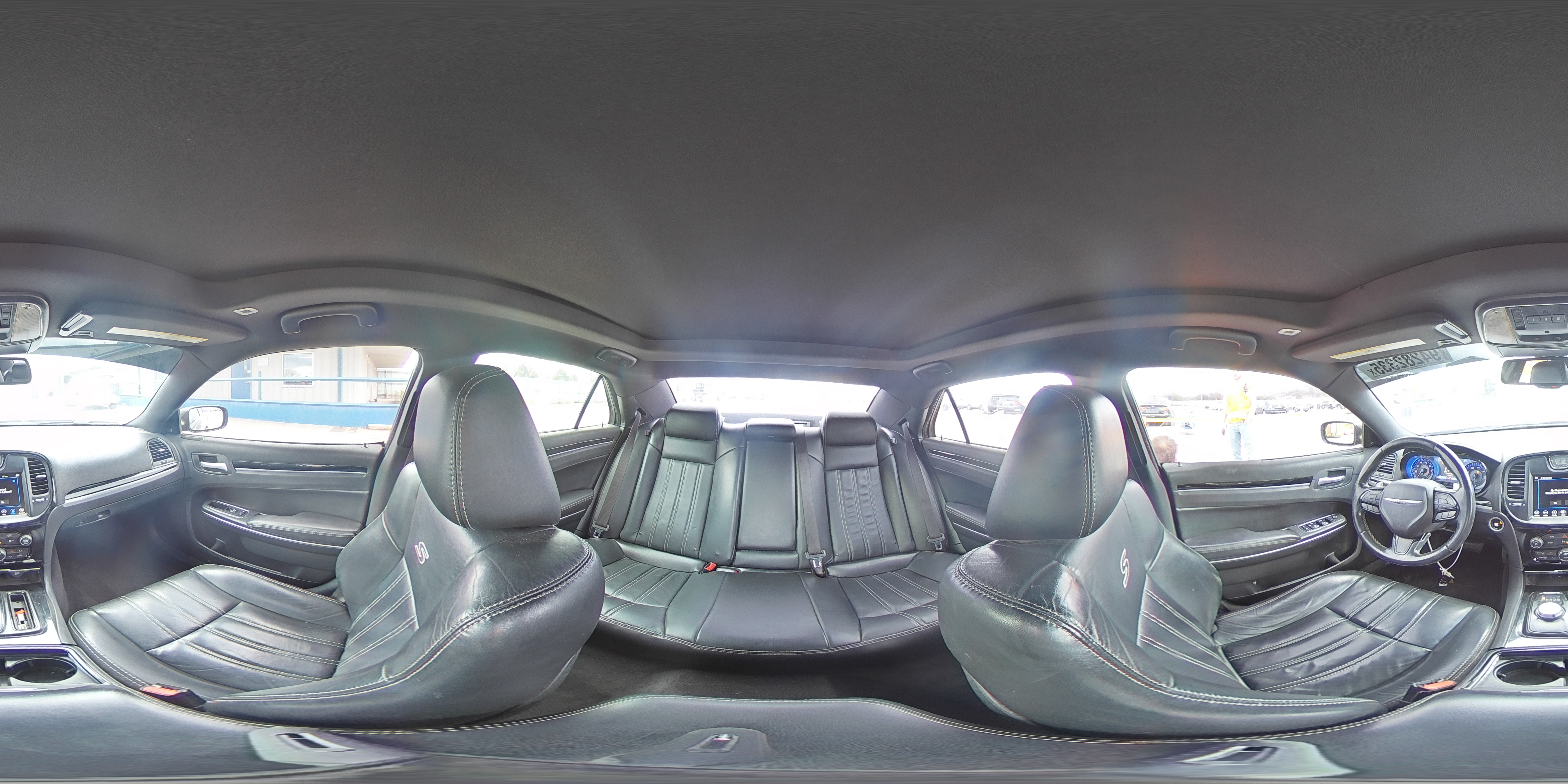 2018 Chrysler 300 S VIN: 2C3CCABG0JH143018 Lot: 94282335