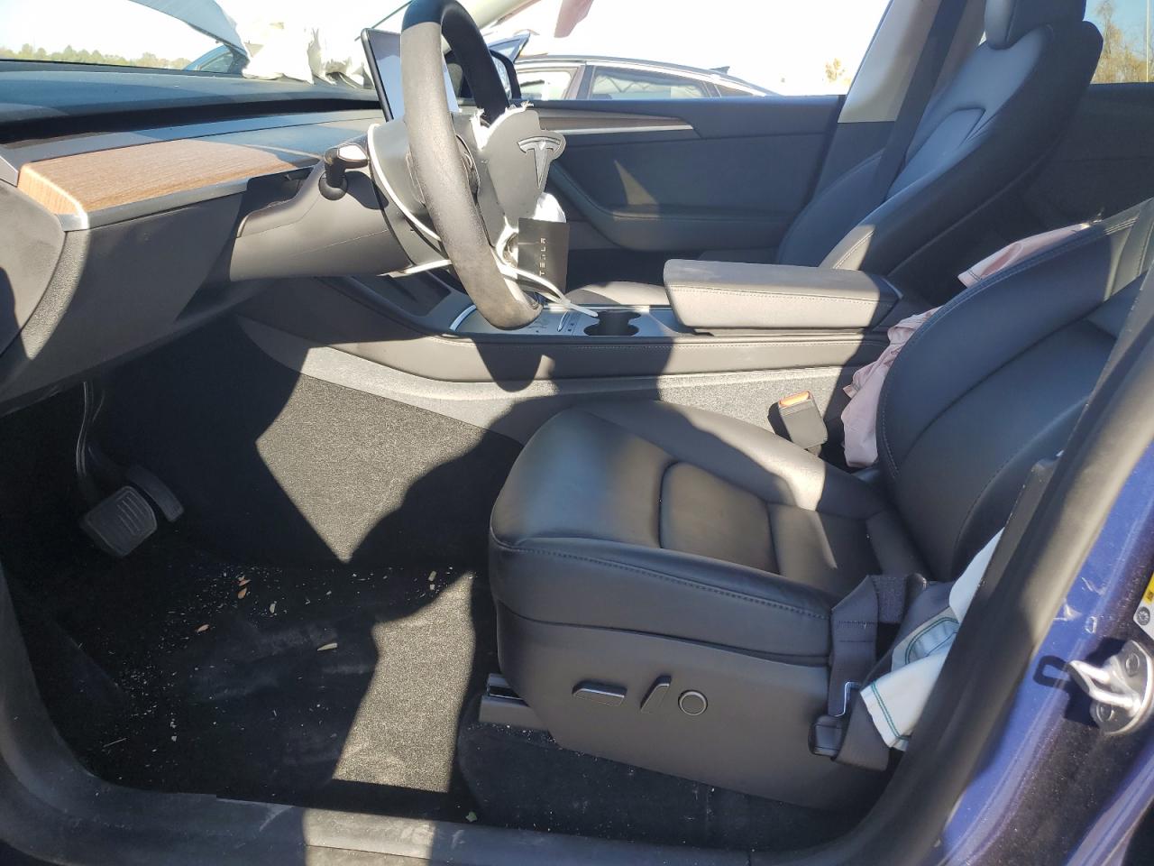 2023 Tesla Model Y VIN: 7SAYGDEE9PF805732 Lot: 90666155