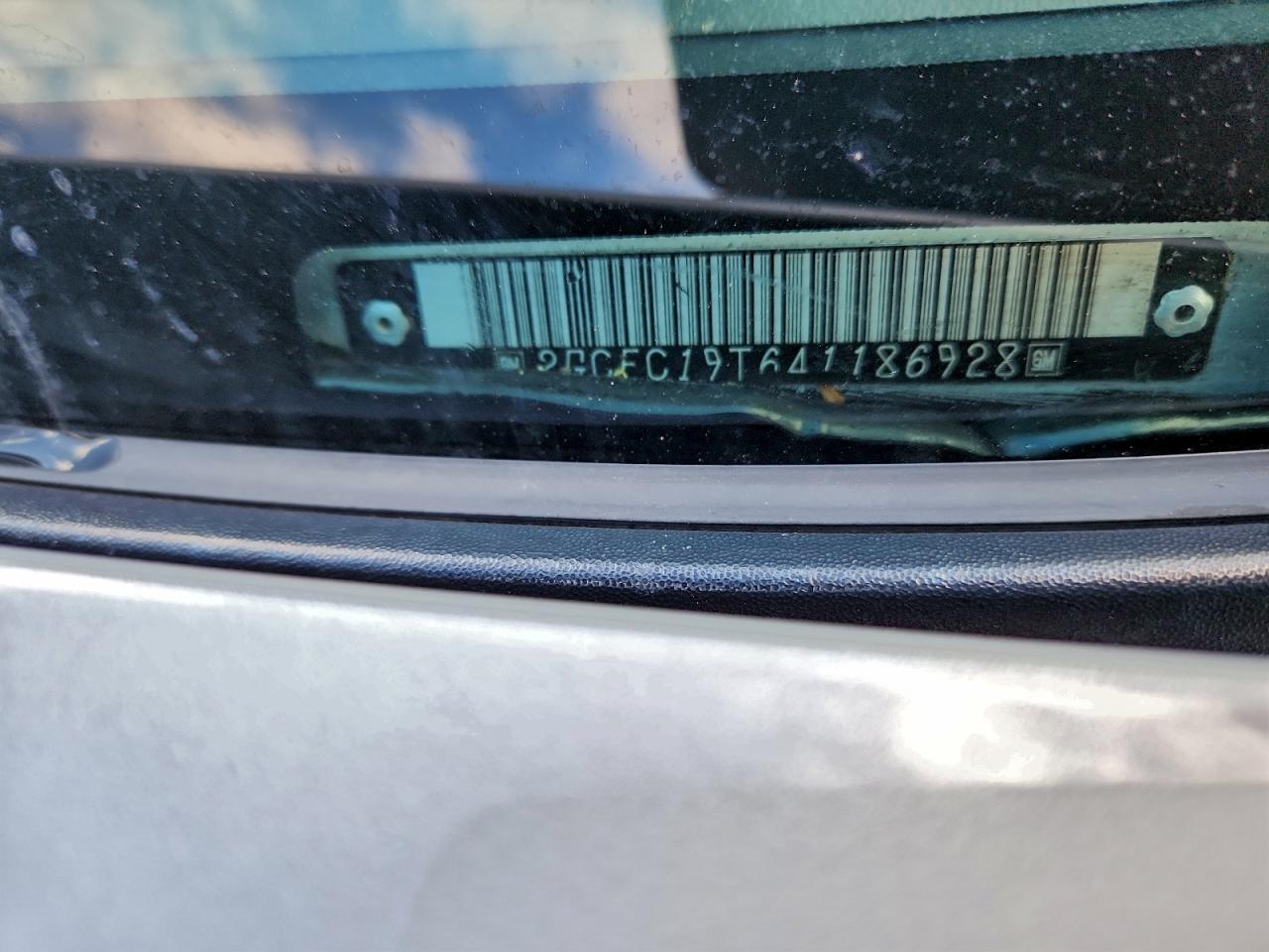 2004 Chevrolet Silverado C1500 VIN: 2GCEC19T641186928 Lot: 94264485