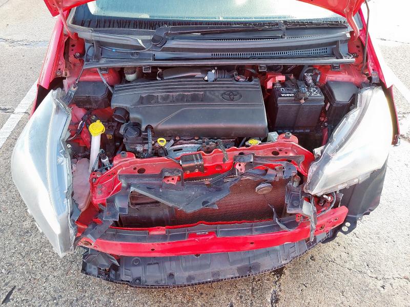 2015 TOYOTA YARIS 1.33 VVT-I SPORT 5DR