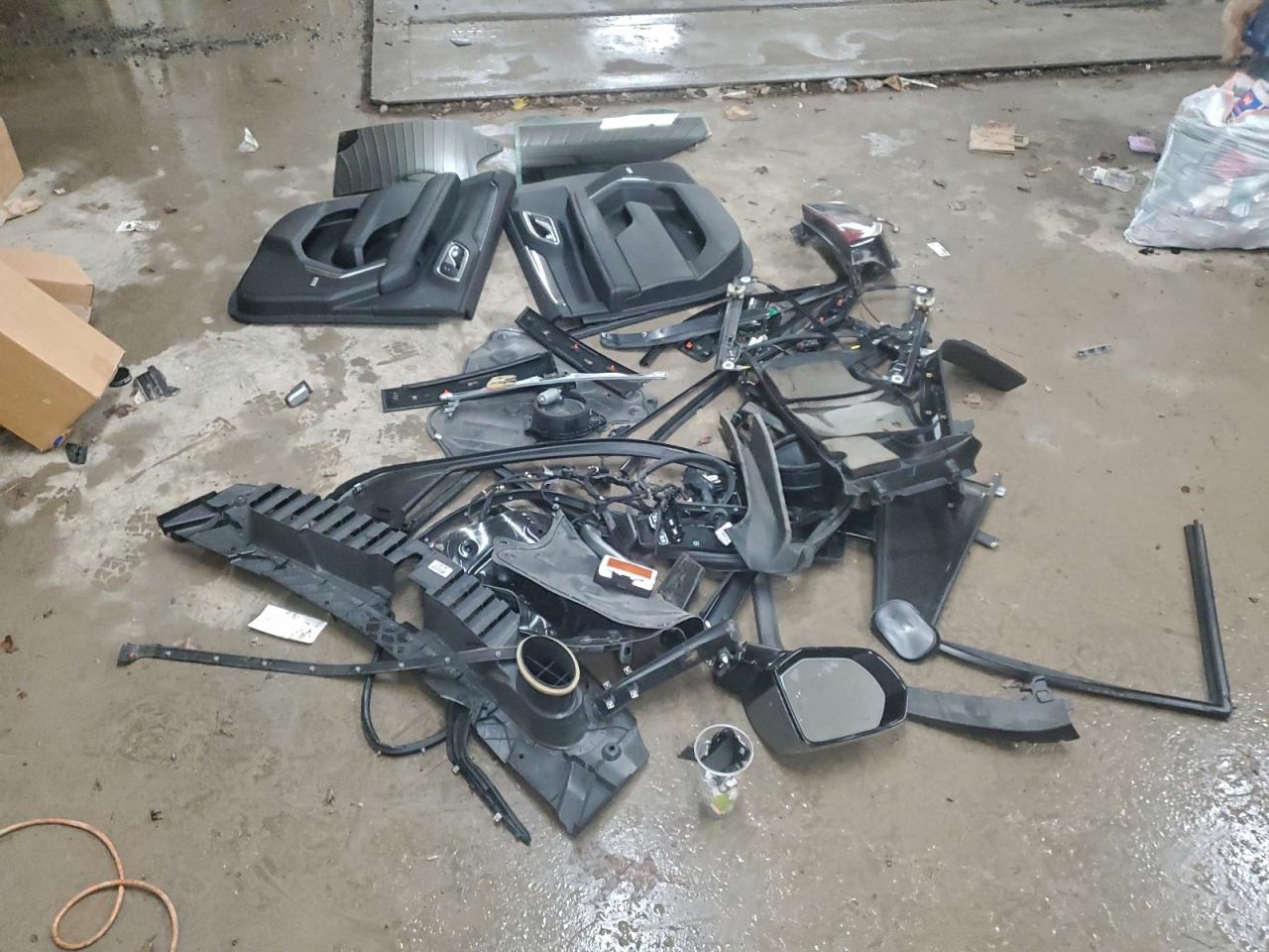 2024 Chevrolet Tahoe K1500 Rst VIN: 1GNSKRKD0RR370792 Lot: 93517975