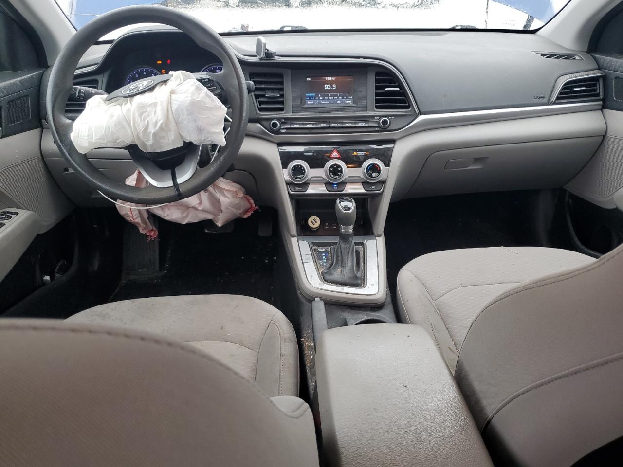 2019 Hyundai Elantra Se VIN: 5NPD74LF6KH486999 Lot: 93670095