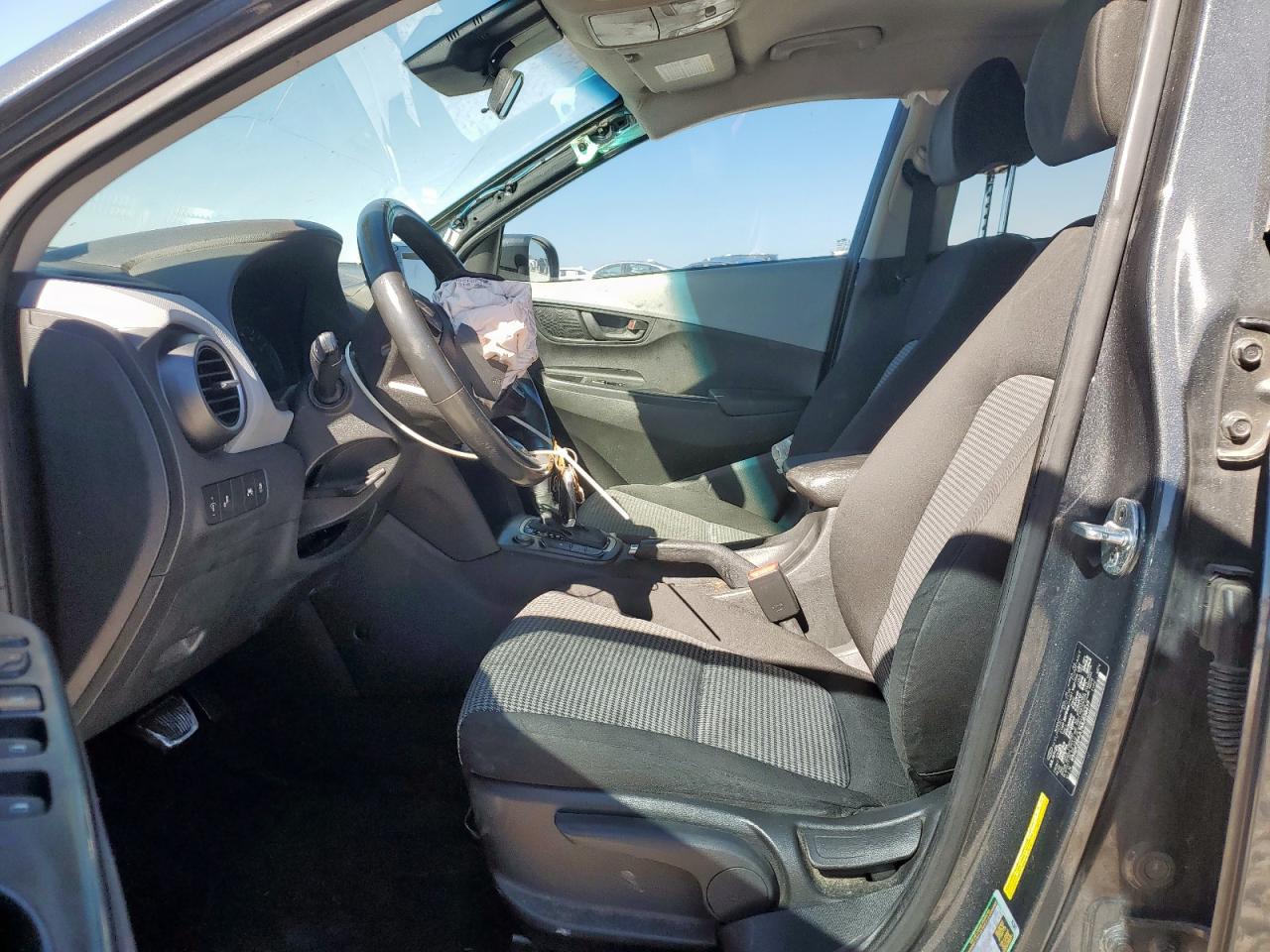 2021 Hyundai Kona Sel VIN: KM8K22AA7MU636477 Lot: 92127395