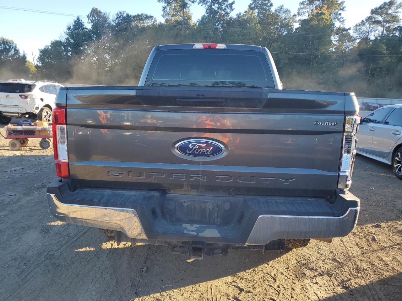 2019 Ford F250 Super Duty VIN: 1FT7W2BTXKEF33785 Lot: 90681255