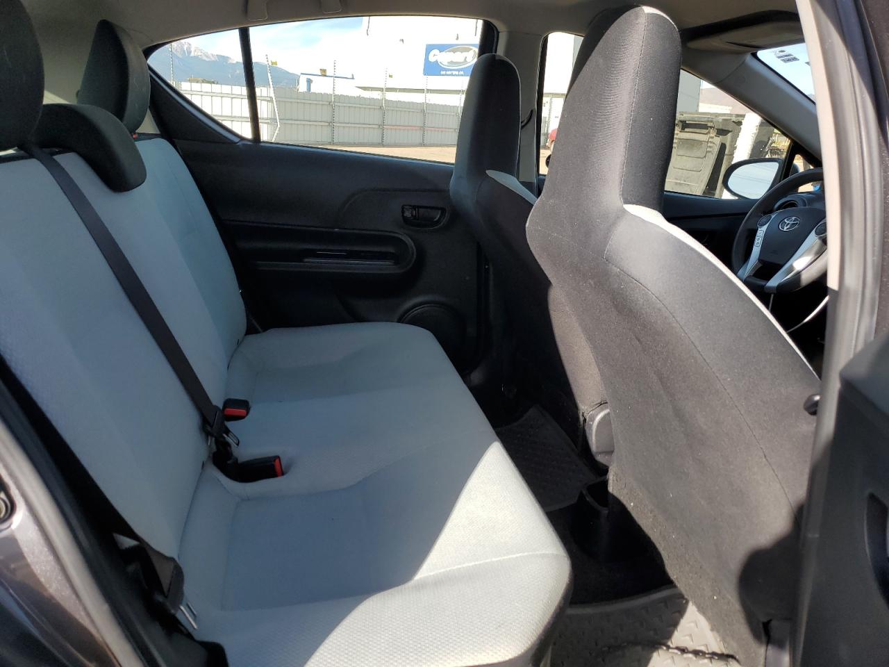 2015 Toyota Prius C VIN: JTDKDTB30F1576907 Lot: 92744645