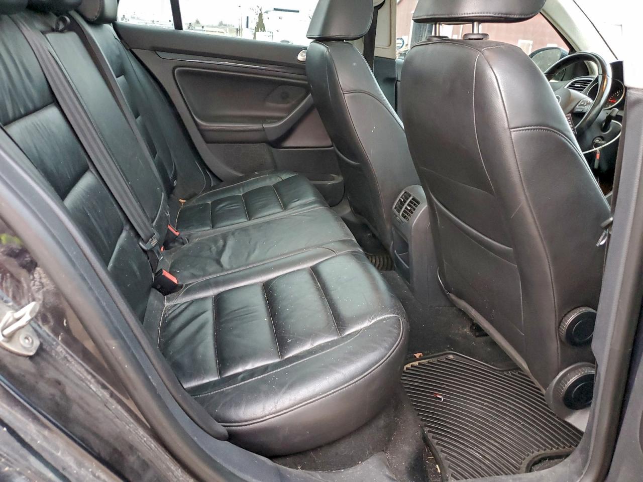 2011 Volkswagen Jetta Tdi VIN: 3VWPL8AJXBM668848 Lot: 94883475