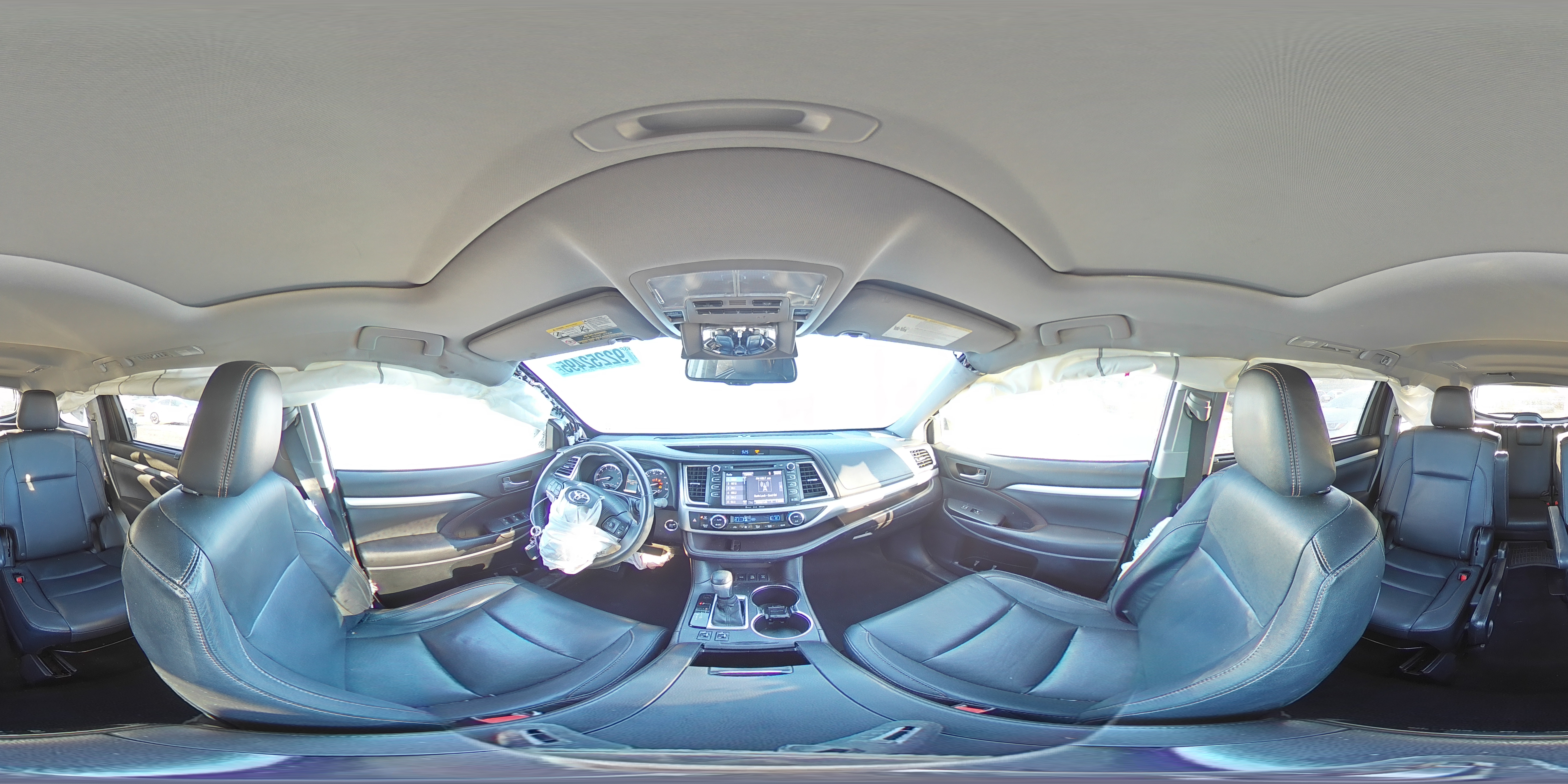 2016 Toyota Highlander Xle VIN: 5TDJKRFH4GS502274 Lot: 92252495