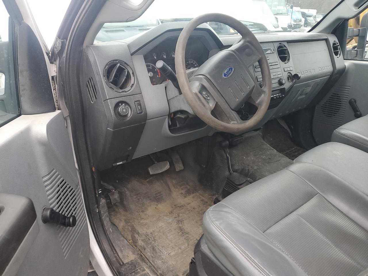 2015 Ford F550 Super Duty VIN: 1FDUF5HT8FEA79534 Lot: 92414185