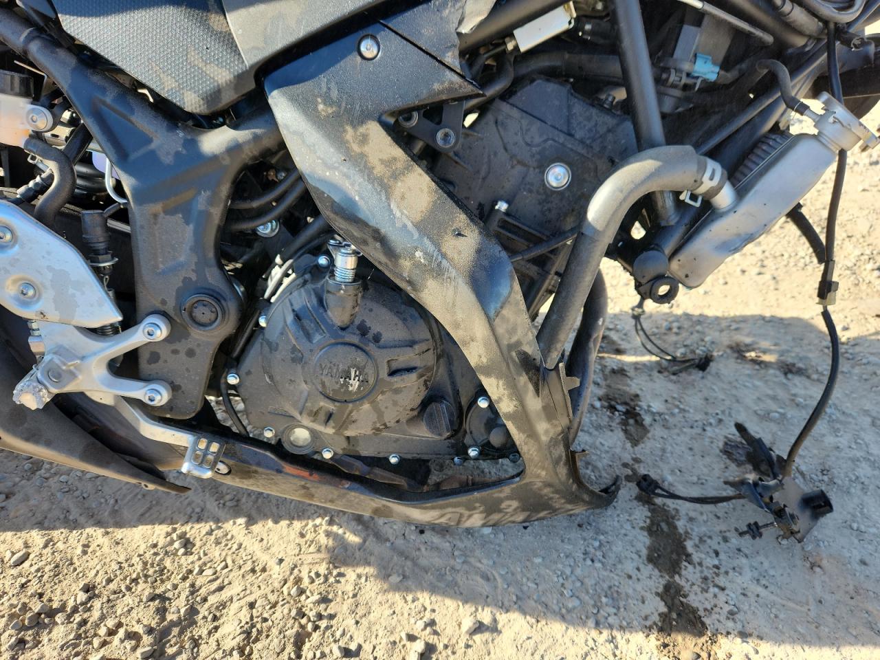 2017 Yamaha Yzfr3 A VIN: MH3RH15Y8HK001774 Lot: 93071865