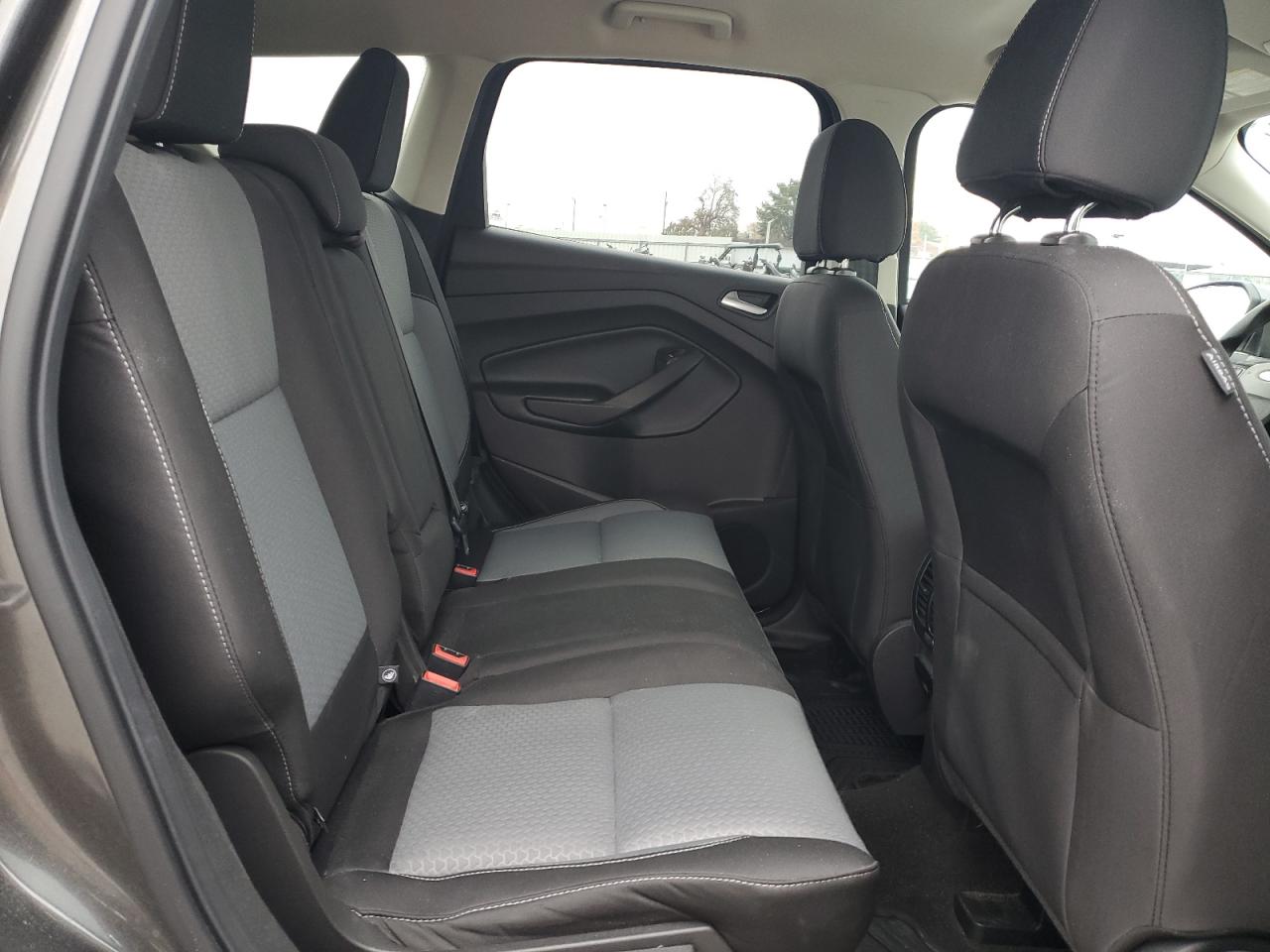 2017 Ford Escape Se VIN: 1FMCU9G95HUD76753 Lot: 93083135