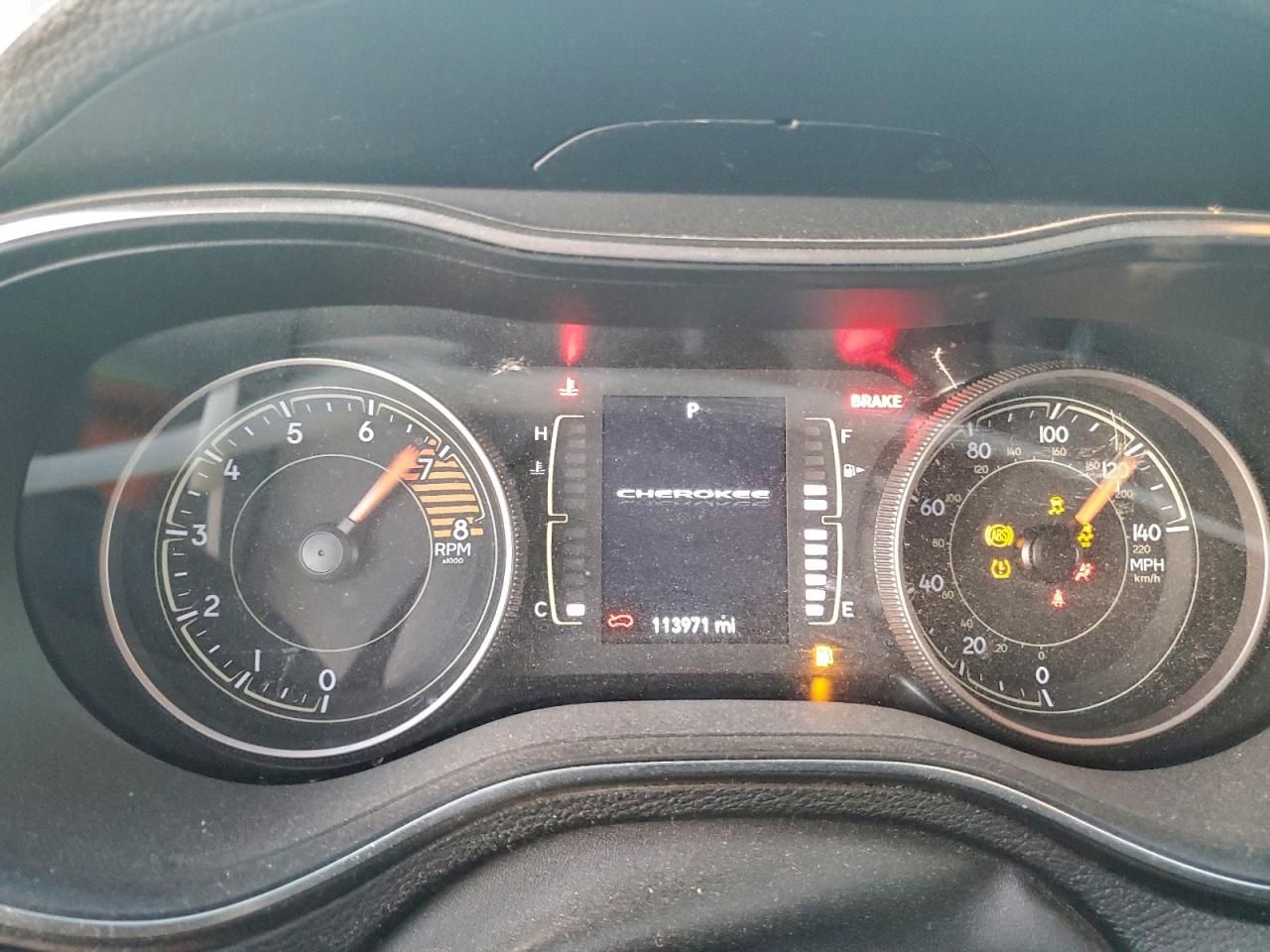 2019 Jeep Cherokee Latitude VIN: 1C4PJLCX3KD266338 Lot: 94274465