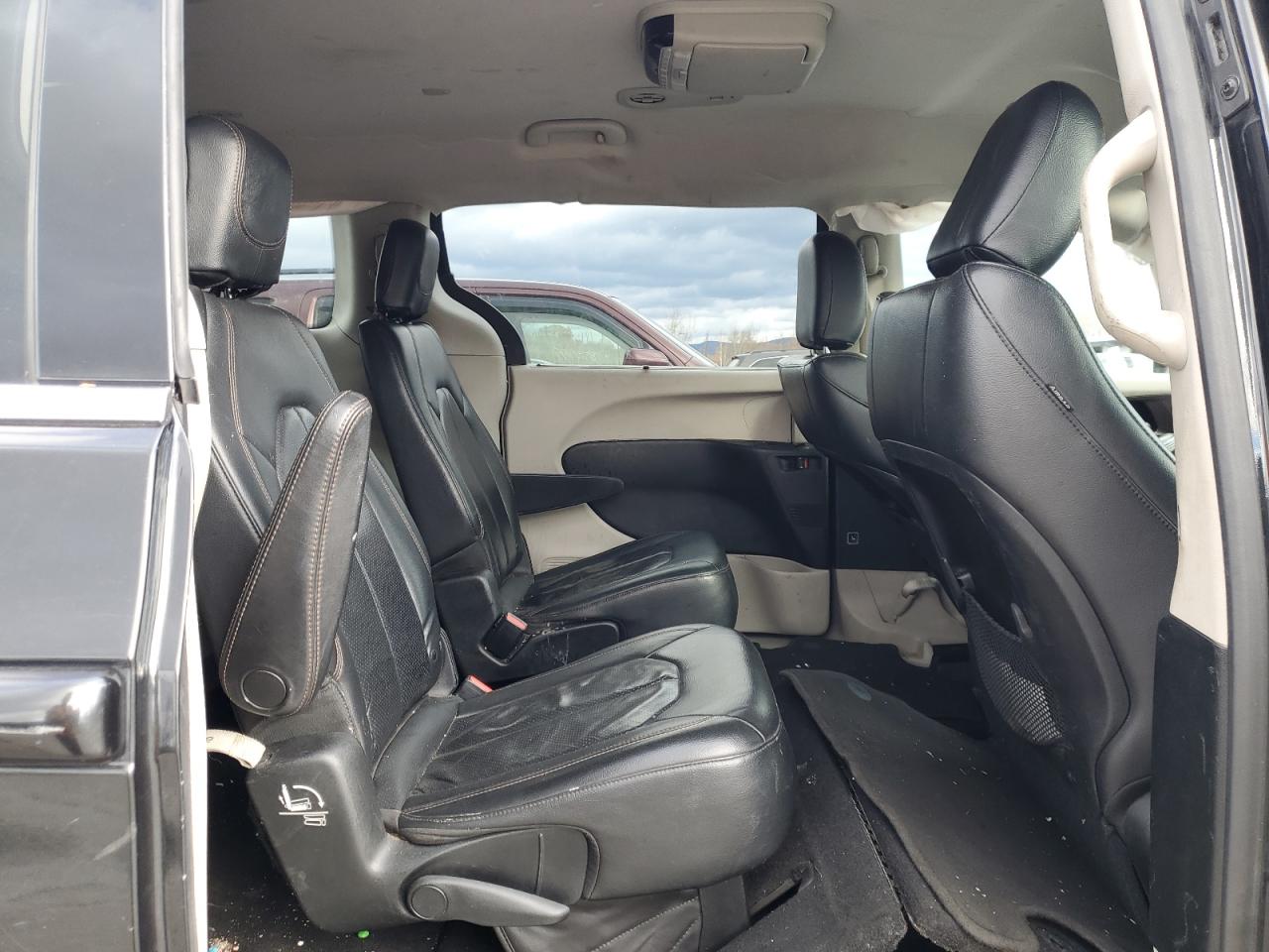 2018 Chrysler Pacifica Touring L VIN: 2C4RC1BG6JR234844 Lot: 92785865