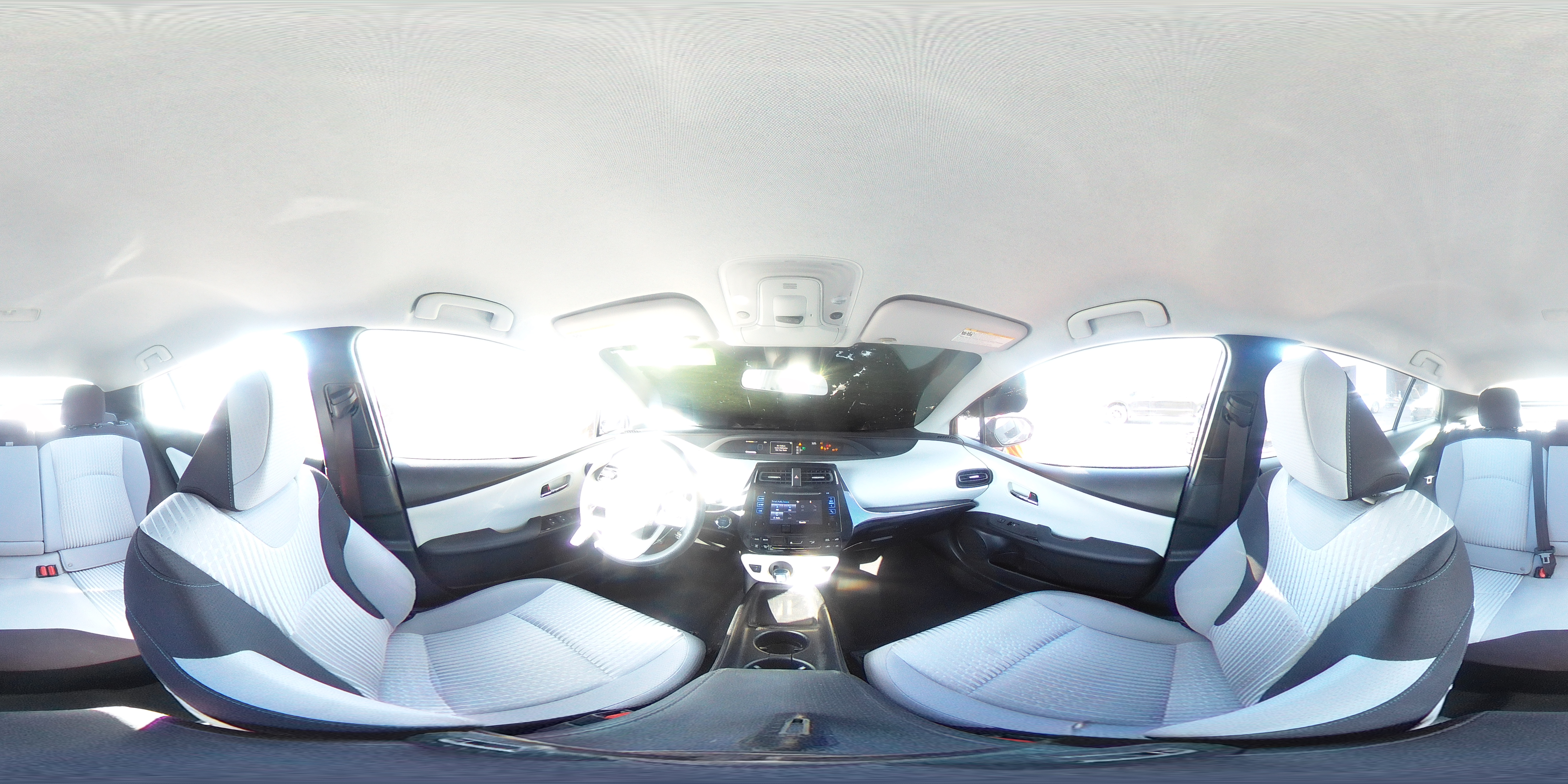 2018 Toyota Prius VIN: JTDKARFU8J3550132 Lot: 91038235