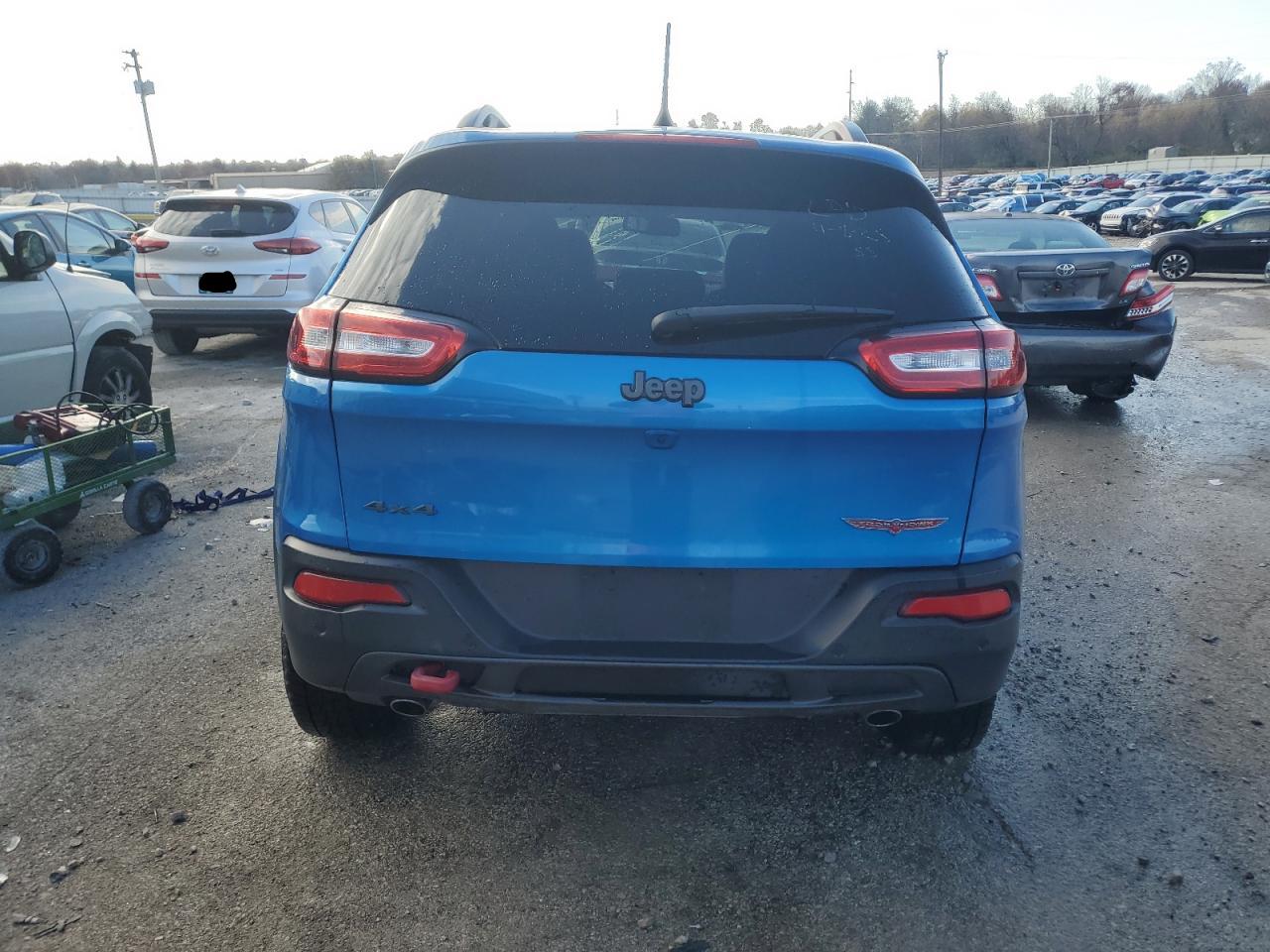 2018 Jeep Cherokee Trailhawk VIN: 1C4PJMBX5JD549930 Lot: 92357325