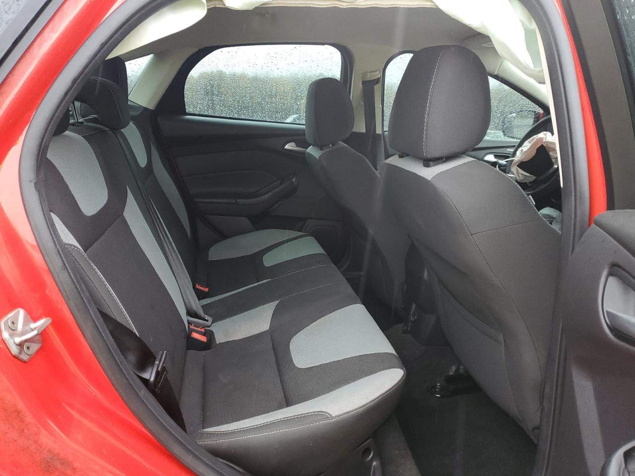 2014 Ford Focus Se VIN: 1FADP3F2XEL217736 Lot: 93306825