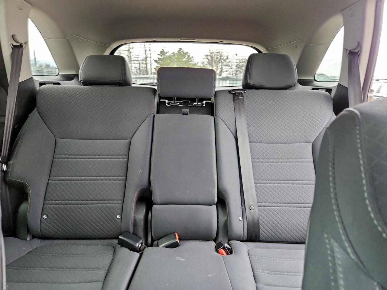 2019 Kia Sorento L VIN: 5XYPGDA30KG549558 Lot: 93840685