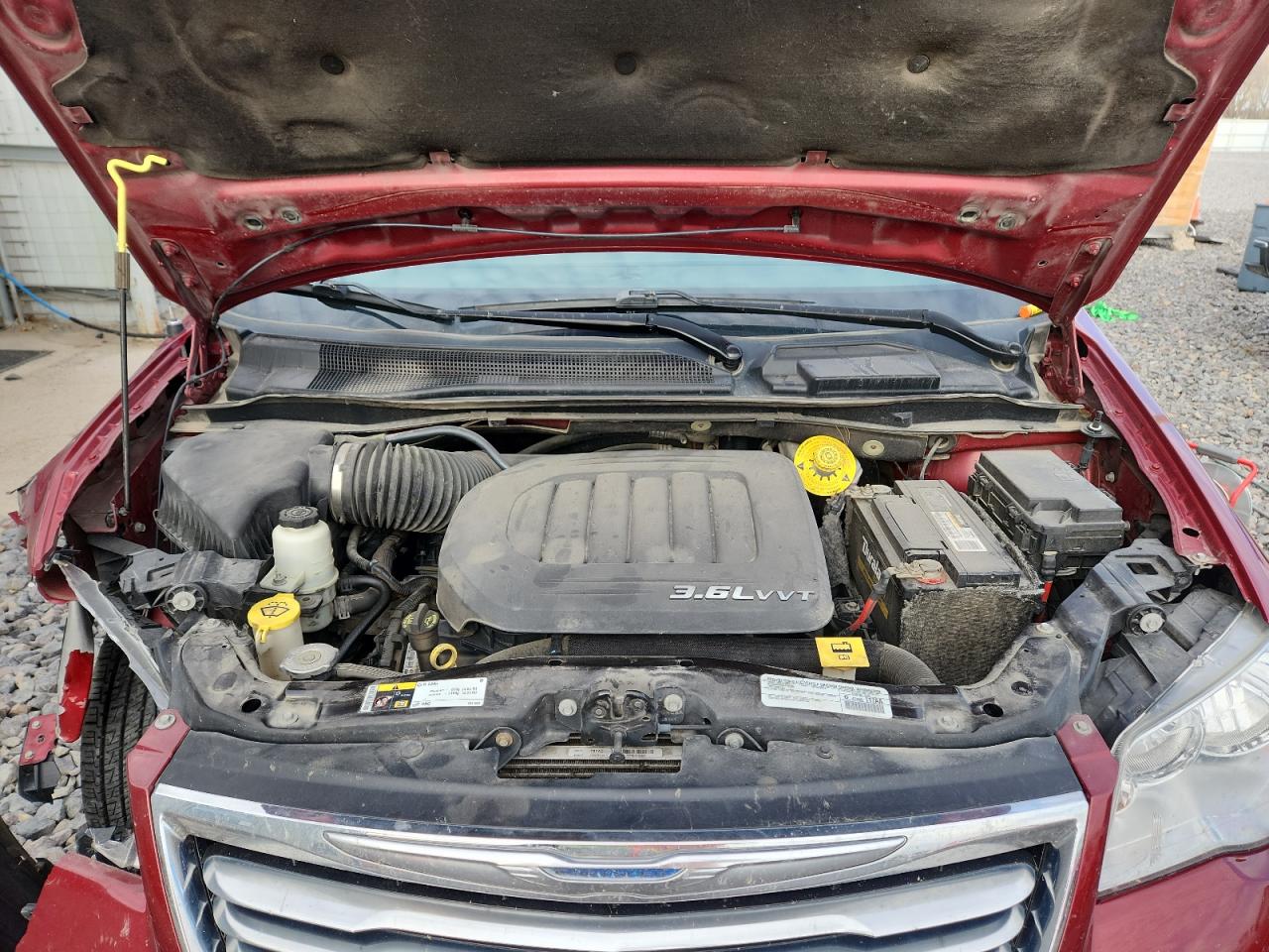 2015 Chrysler Town & Country Touring L VIN: 2C4RC1CG6FR554588 Lot: 92954905