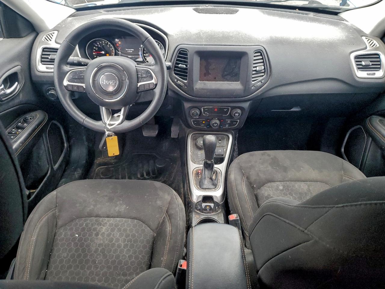 2018 Jeep Compass Sport VIN: 3C4NJDAB0JT257819 Lot: 94565095