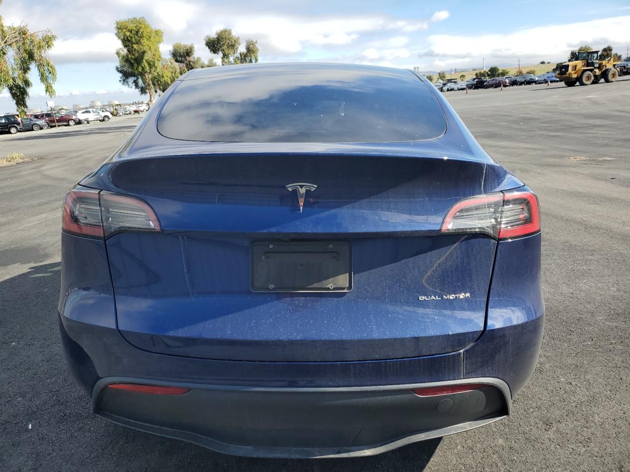 2023 Tesla Model Y VIN: 7SAYGDEE2PF972238 Lot: 91700305