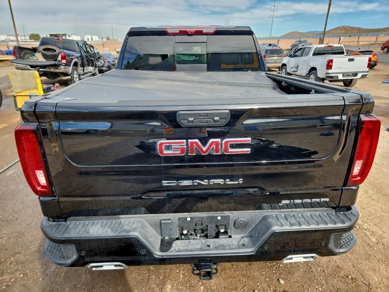 2025 GMC Sierra K1500 Denali VIN: 1GTUUGED3SZ272826 Lot: 93880255