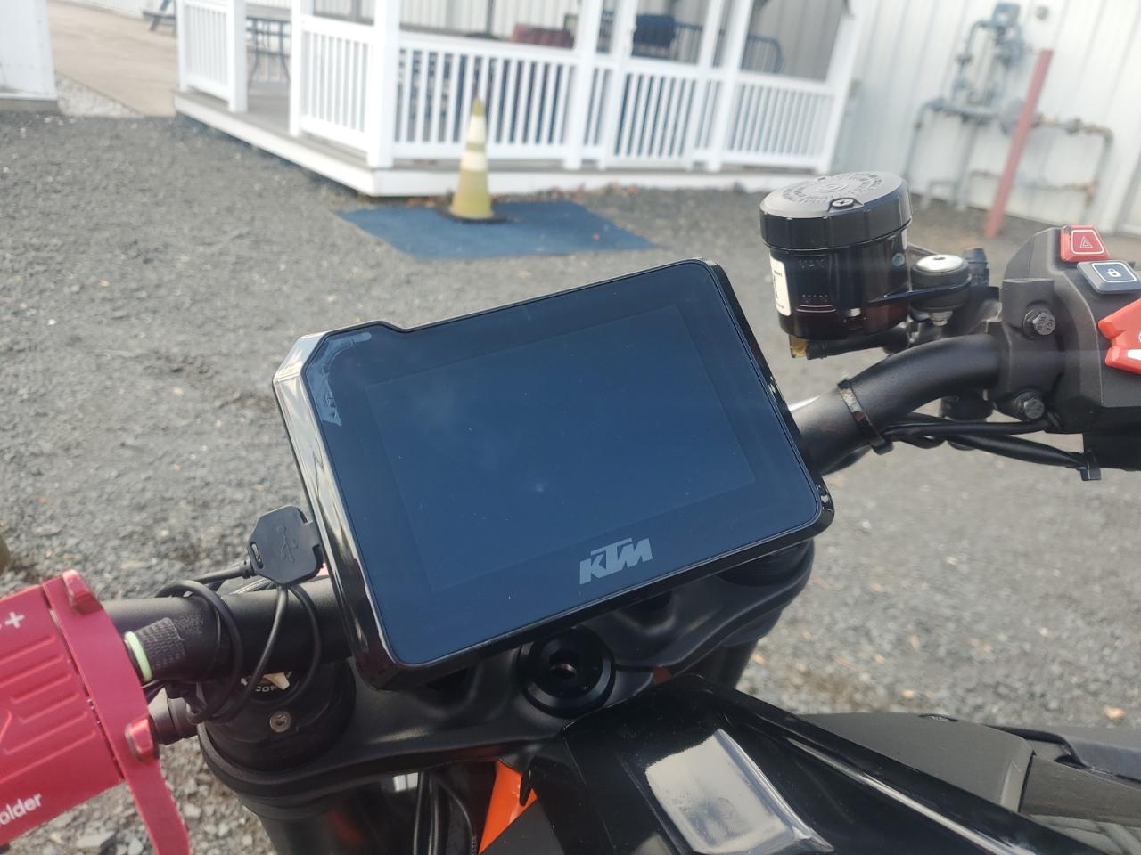 2021 Ktm 1290 Super Duke R VIN: VBKV39401MM984838 Lot: 92377925