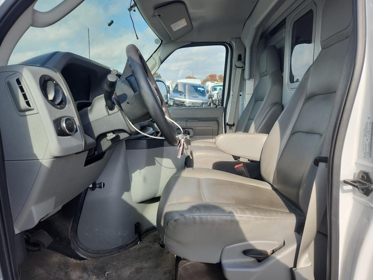 2024 Ford E350 Utility / Service Truck VIN: 1FDWE3FN1RDD31283 Lot: 91707675