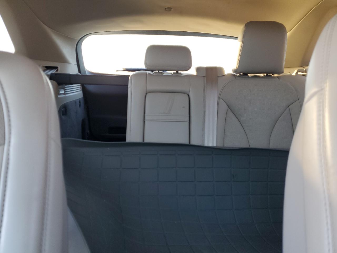 2017 Lincoln Mkc Reserve VIN: 5LMCJ3C9XHUL04858 Lot: 92371385