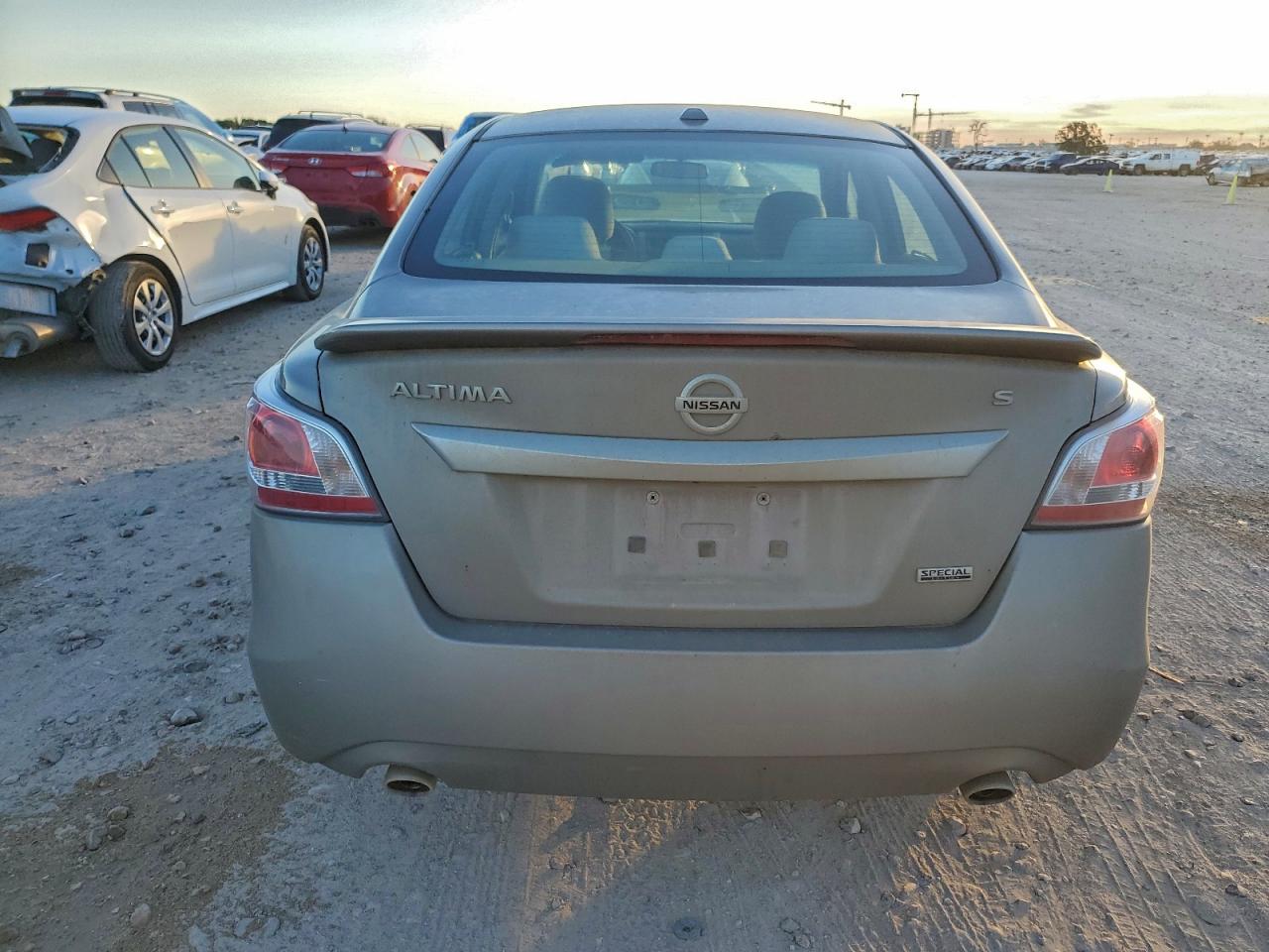2015 Nissan Altima 2.5 VIN: 1N4AL3AP7FN911081 Lot: 94403215