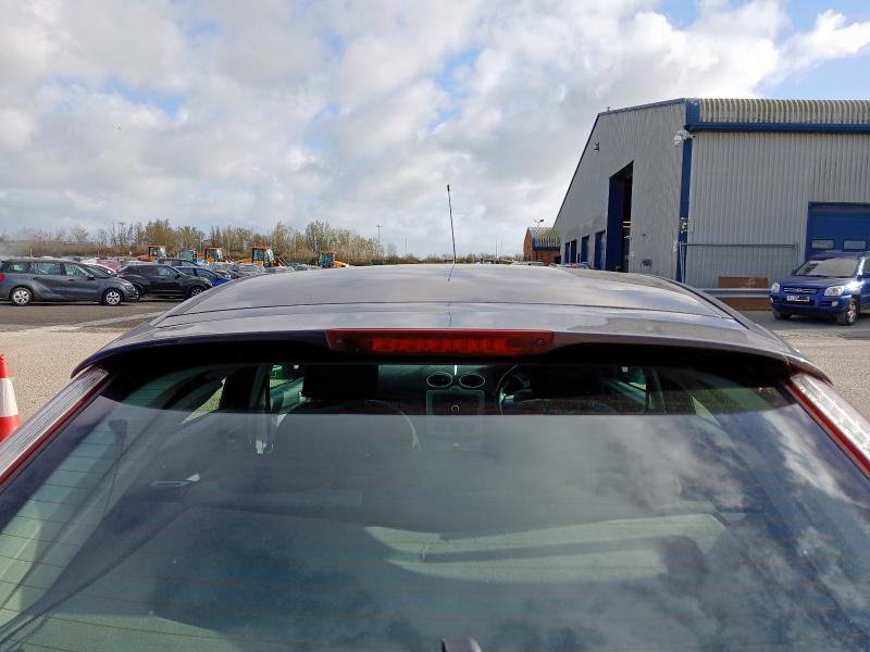 2010 FORD FOCUS 1.6 ZETEC 5DR