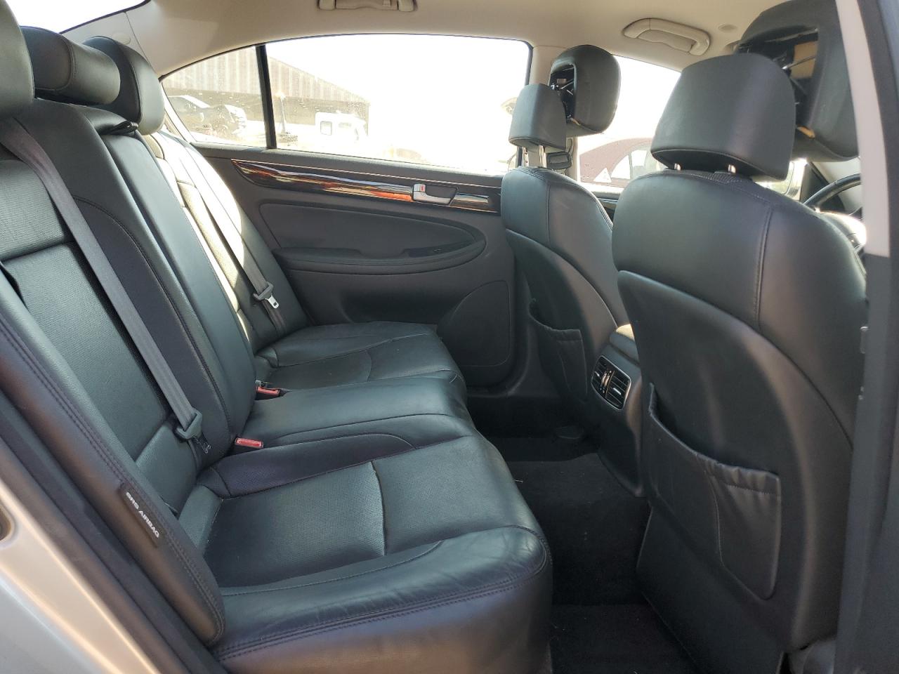 2013 Hyundai Genesis 3.8L VIN: KMHGC4DD7DU236231 Lot: 92671605