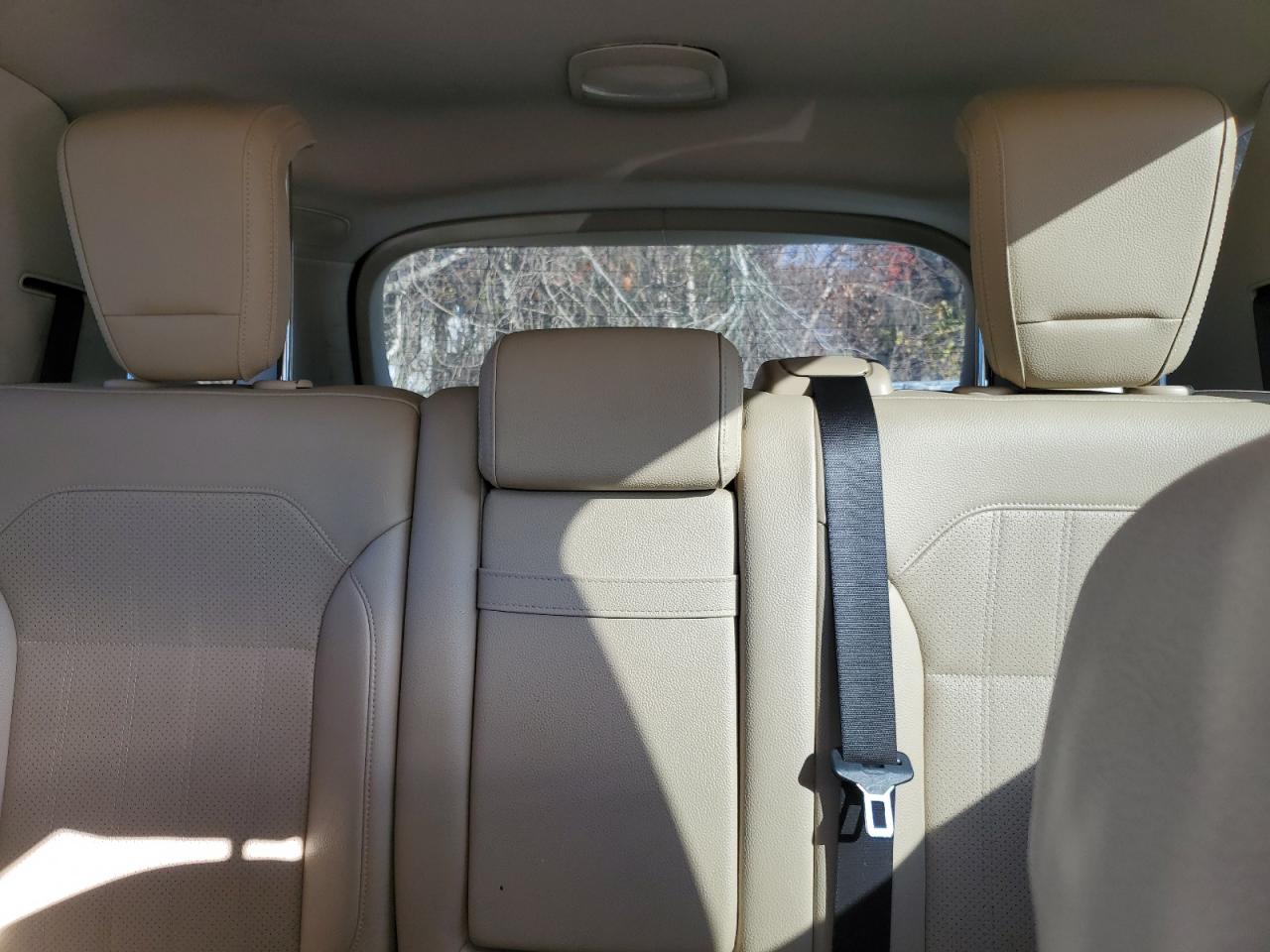 Фото: 4JGDA5HB0JB083173