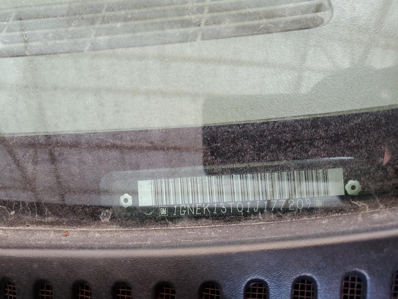 2001 Chevrolet Tahoe K1500 VIN: 1GNEK13T01J177209 Lot: 91853395