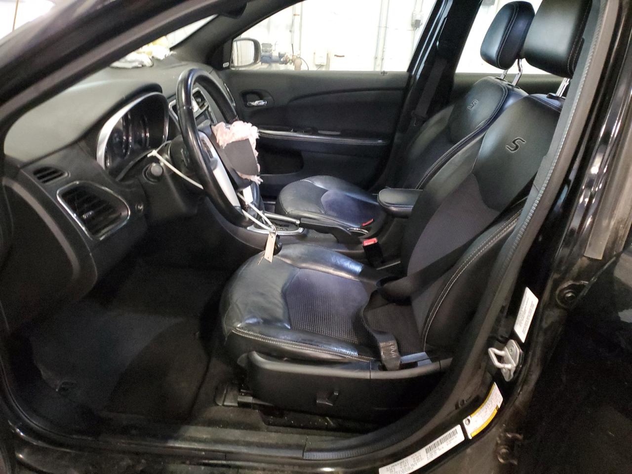 2011 Chrysler 200 S VIN: 1C3BC8FG5BN614149 Lot: 90592885