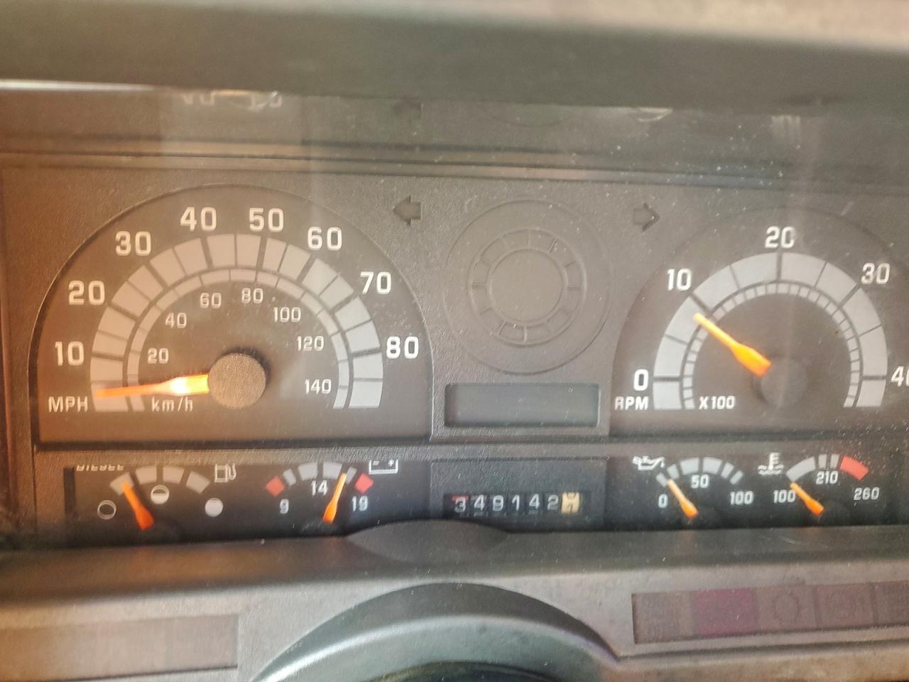 2002 Chevrolet C-Series C Rollback Truck VIN: 1GBJ7H1C82J502103 Lot: 93280575