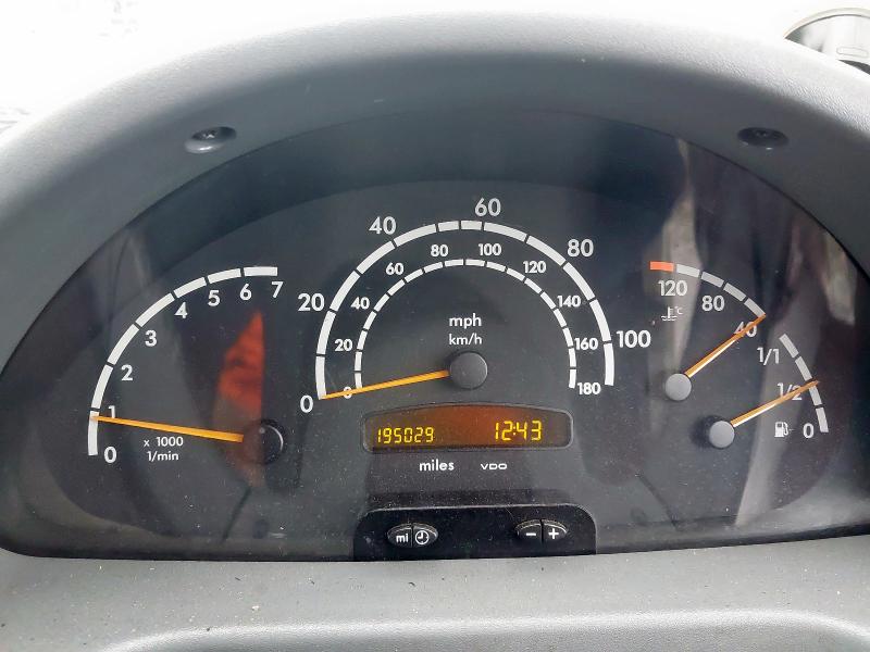 2000 MERCEDES BENZ SPRINTER 3