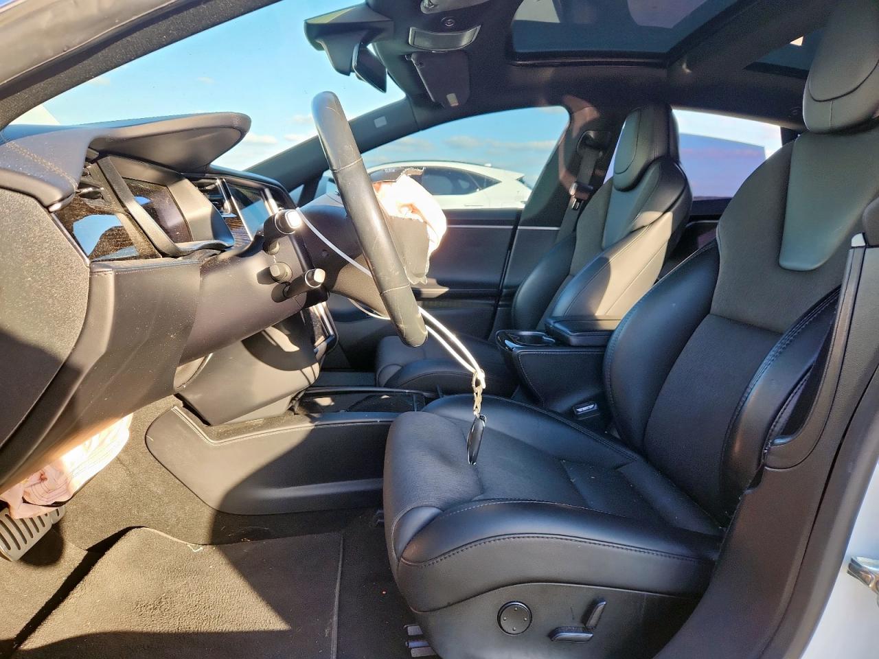 2018 Tesla Model S VIN: 5YJSA1E21JF254728 Lot: 92535405