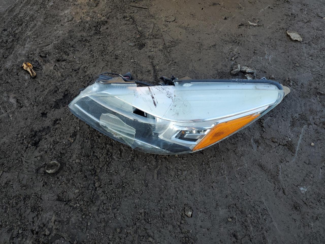 2013 Ford Escape Titanium VIN: 1FMCU9J97DUB51799 Lot: 92623735