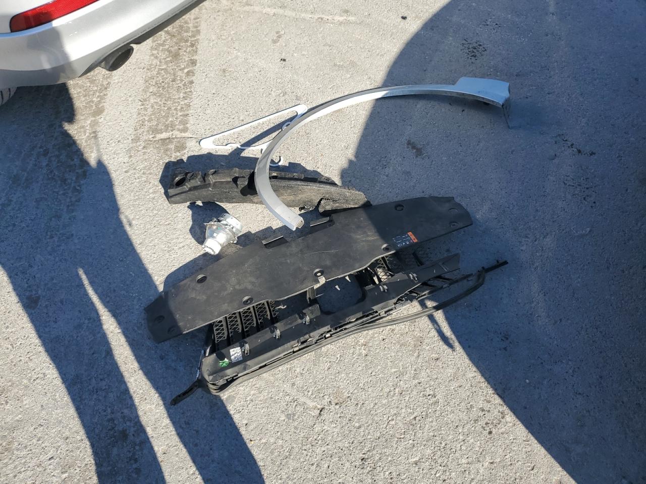 2017 Buick Envision Essence VIN: LRBFXBSA7HD070637 Lot: 92983435